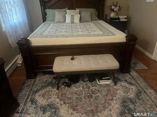 $549,900 | 7 Barnstable Lane, Stamford, CT 06907