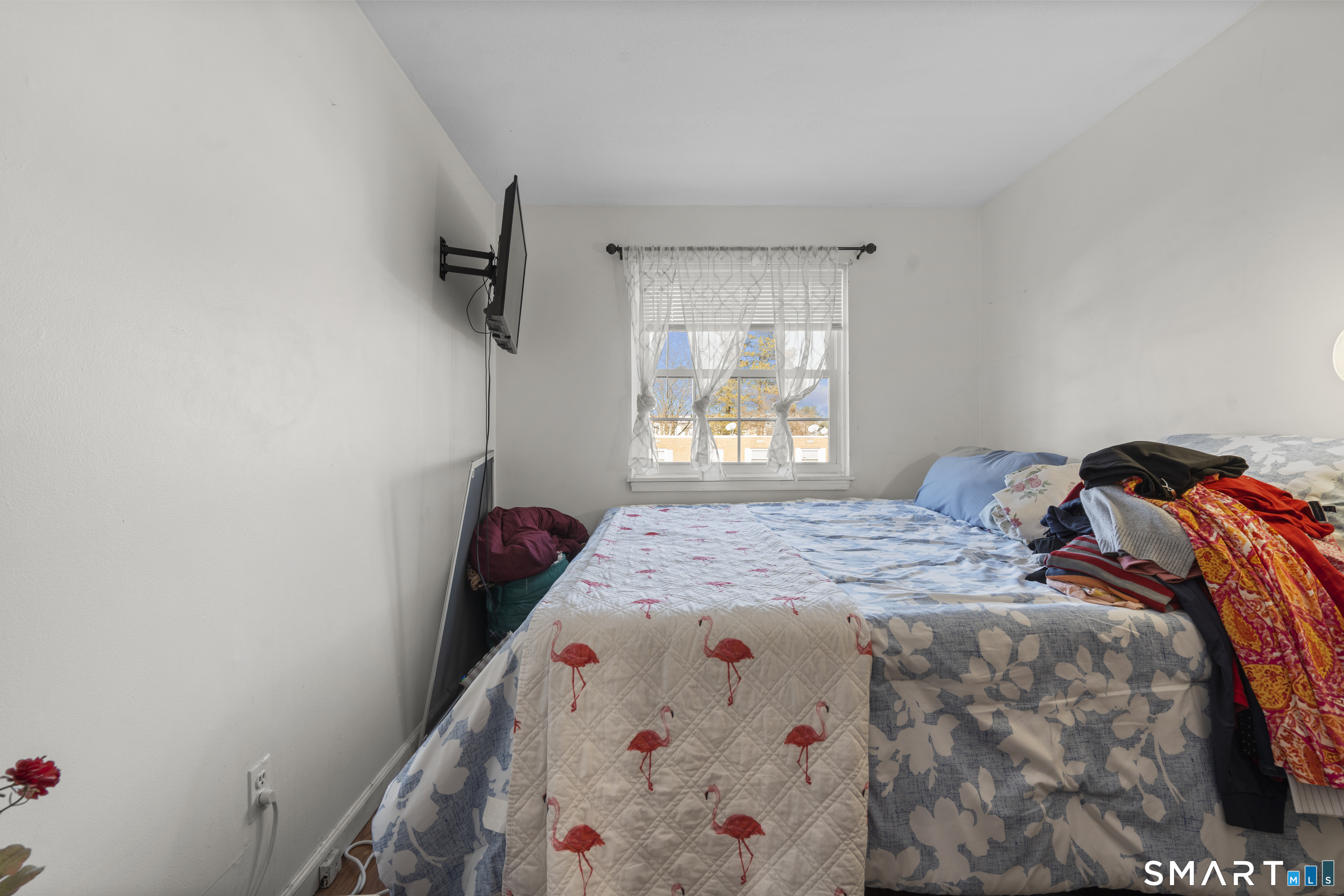 7 Barnstable Lane Stamford, CT 06907 - Photo 5 of 36