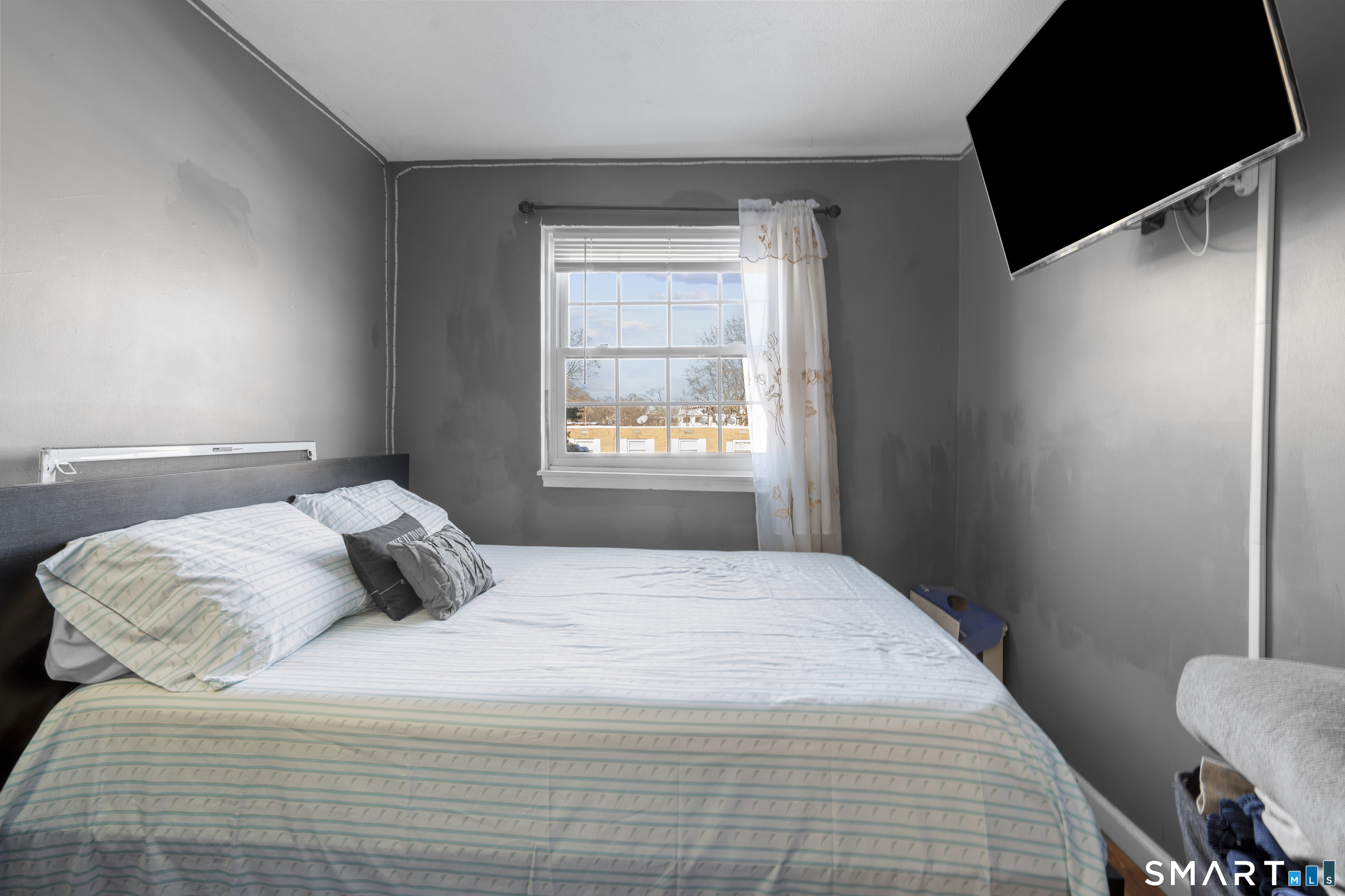 7 Barnstable Lane Stamford, CT 06907 - Photo 7 of 36