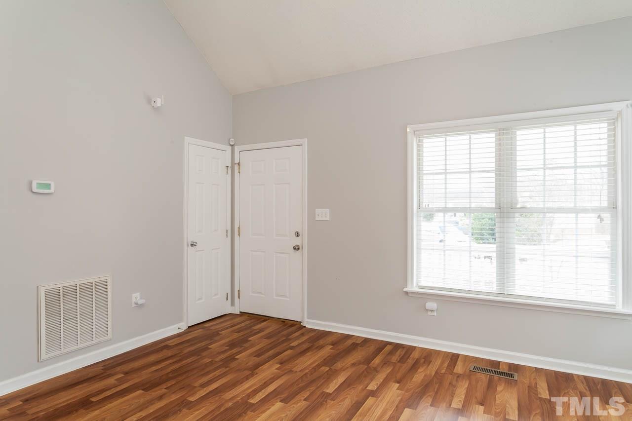 2317 K K Wesley Way Raleigh, NC 27610 - Photo 4 of 24 Gallery Image 4