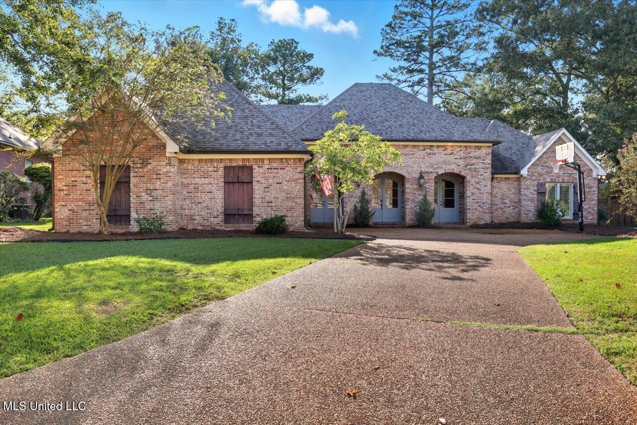 802 Champion View Canton, MS 39046 - Photo 1 of 34 01-802 champion view _ Home Tours MS