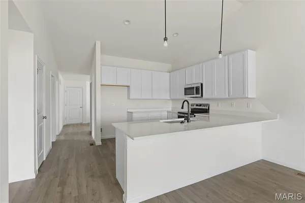 $300,050 | 454 Klenke Vly Drive, Union, MO 63084