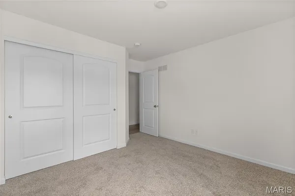 $300,050 | 454 Klenke Vly Drive, Union, MO 63084