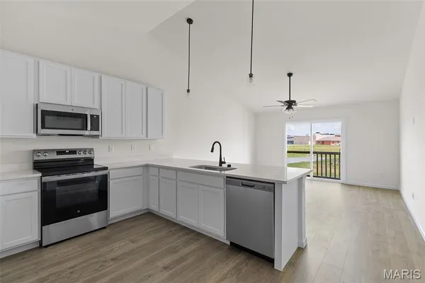 $300,050 | 454 Klenke Vly Drive, Union, MO 63084