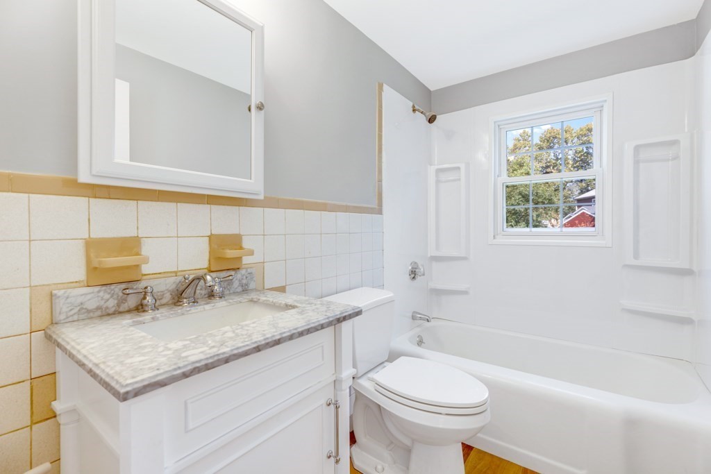 14 Thistledale Road Wakefield, MA 01880 - Photo 17 of 33 Gallery Image 17