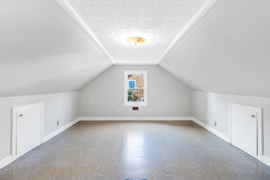 14 Thistledale Road Wakefield, MA 01880 - Photo 20 of 33 Gallery Image 20