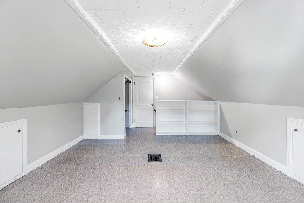 14 Thistledale Road Wakefield, MA 01880 - Photo 21 of 33 Gallery Image 21