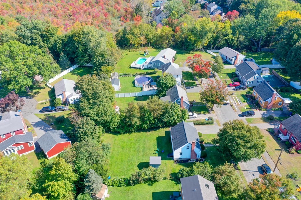 14 Thistledale Road Wakefield, MA 01880 - Photo 33 of 33 Gallery Image 33