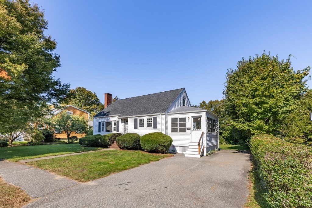 14 Thistledale Road Wakefield, MA 01880 - Photo 5 of 33 Gallery Image 5