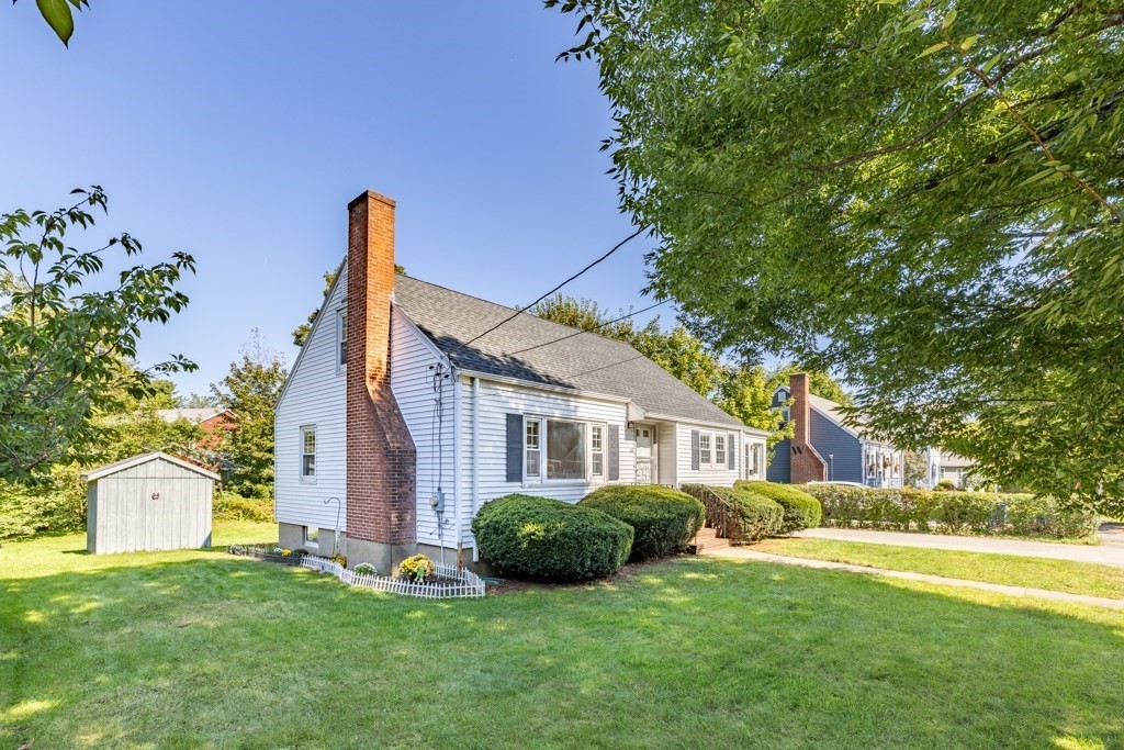14 Thistledale Road Wakefield, MA 01880 - Photo 6 of 33 Gallery Image 6
