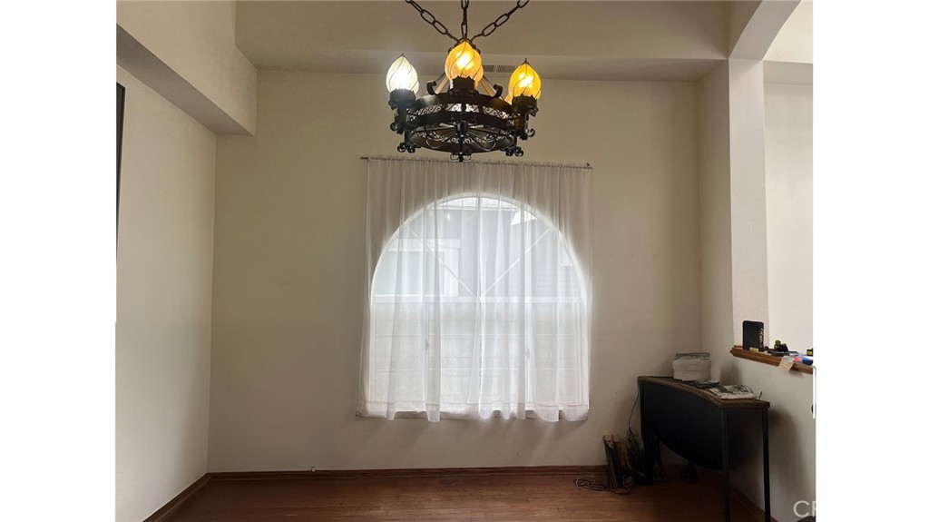 229 Avenue B Redondo Beach, CA 90277 - Photo 12 of 32