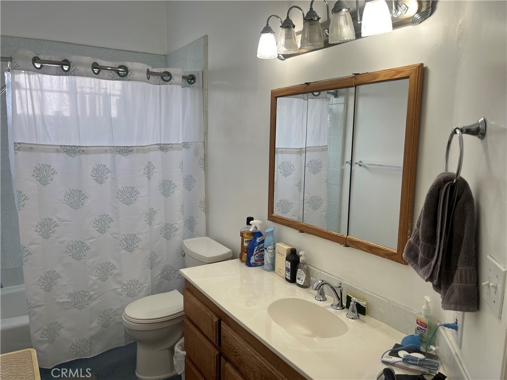 229 Avenue B Redondo Beach, CA 90277 - Photo 20 of 32