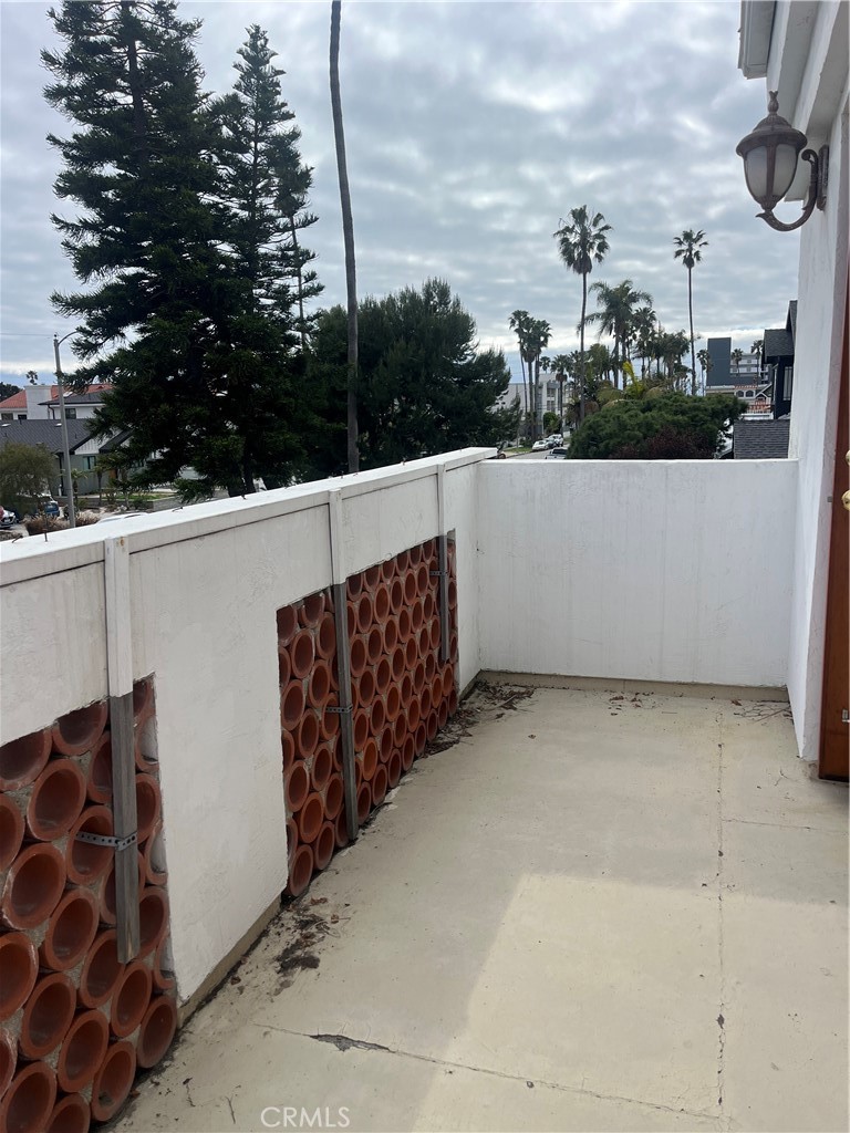 229 Avenue B Redondo Beach, CA 90277 - Photo 25 of 32