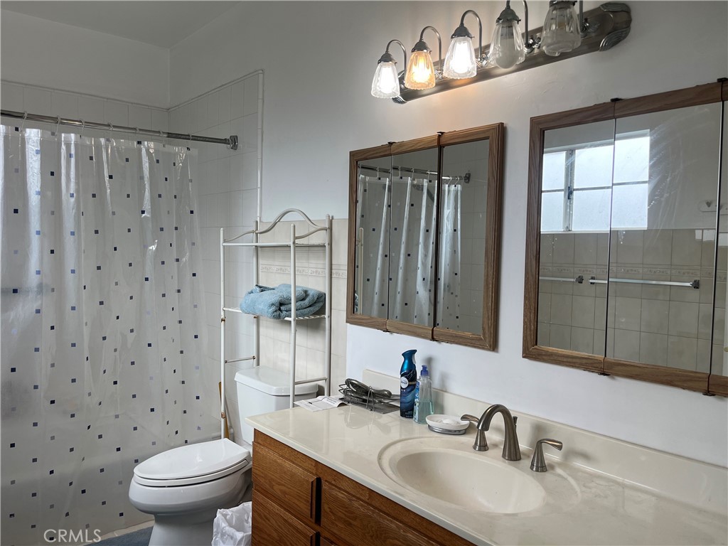 229 Avenue B Redondo Beach, CA 90277 - Photo 27 of 32