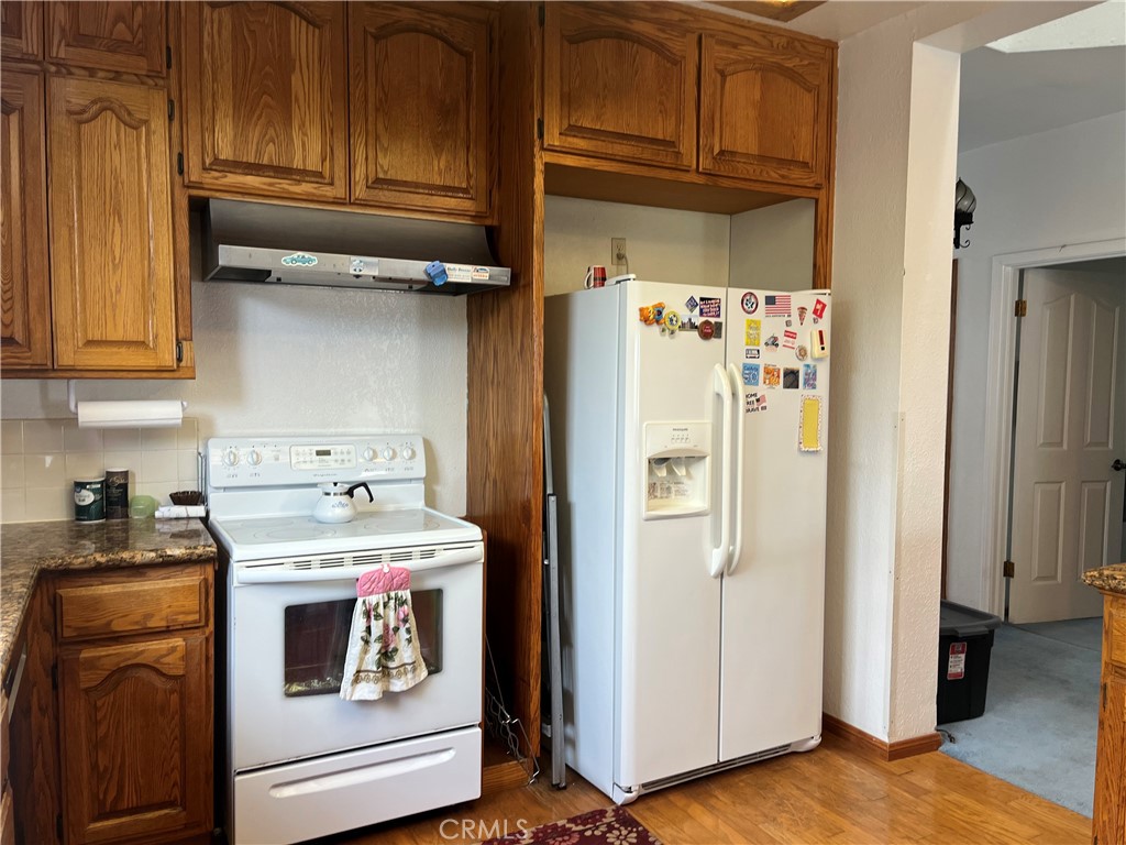 229 Avenue B Redondo Beach, CA 90277 - Photo 8 of 32