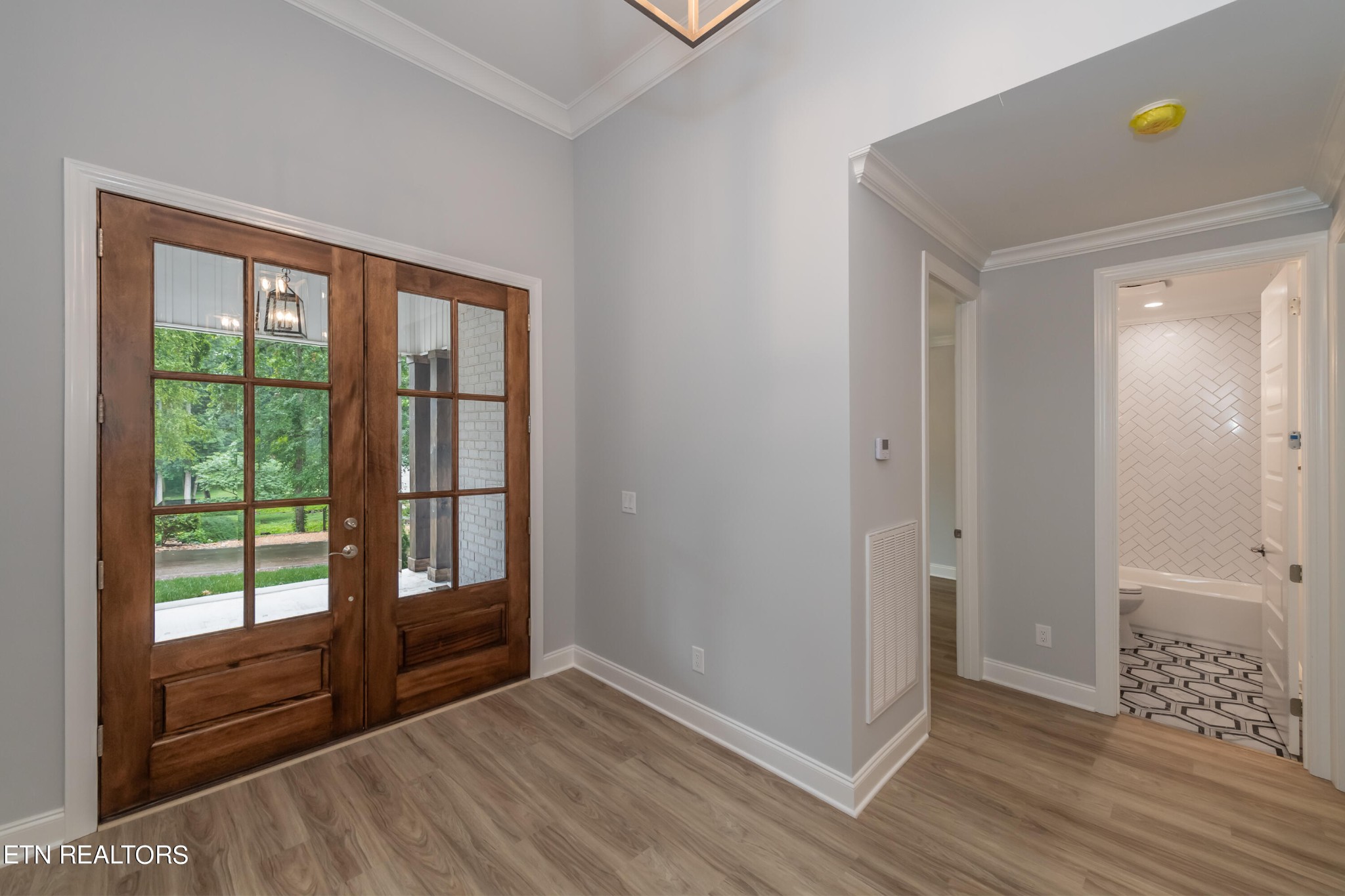 124 Inata Circle Loudon, TN 37774 - Photo 3 of 41 Gallery Image 3