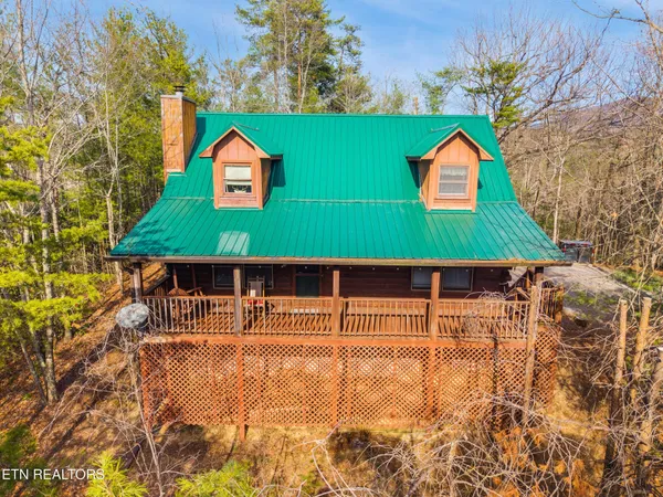 $552,500 | 139 Little Round Top Lane, Townsend, TN 37882