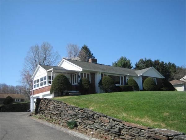 95 Huntington Road Hadley, MA 01035 - Photo 2 of 28 Gallery Image 2