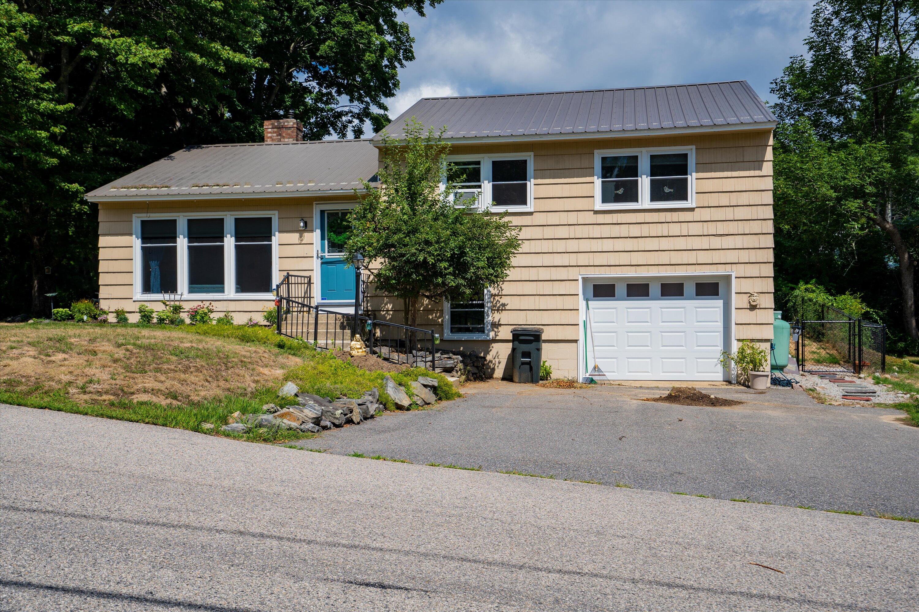 31 Edgewood Road Wells, ME 04090 - Photo 2 of 55 03-DSC00977