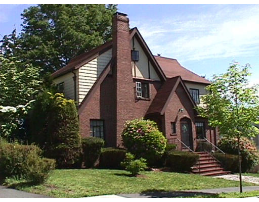 19 Augusta Road Milton, MA 02186 - Photo 1 of 1 Gallery Image 1