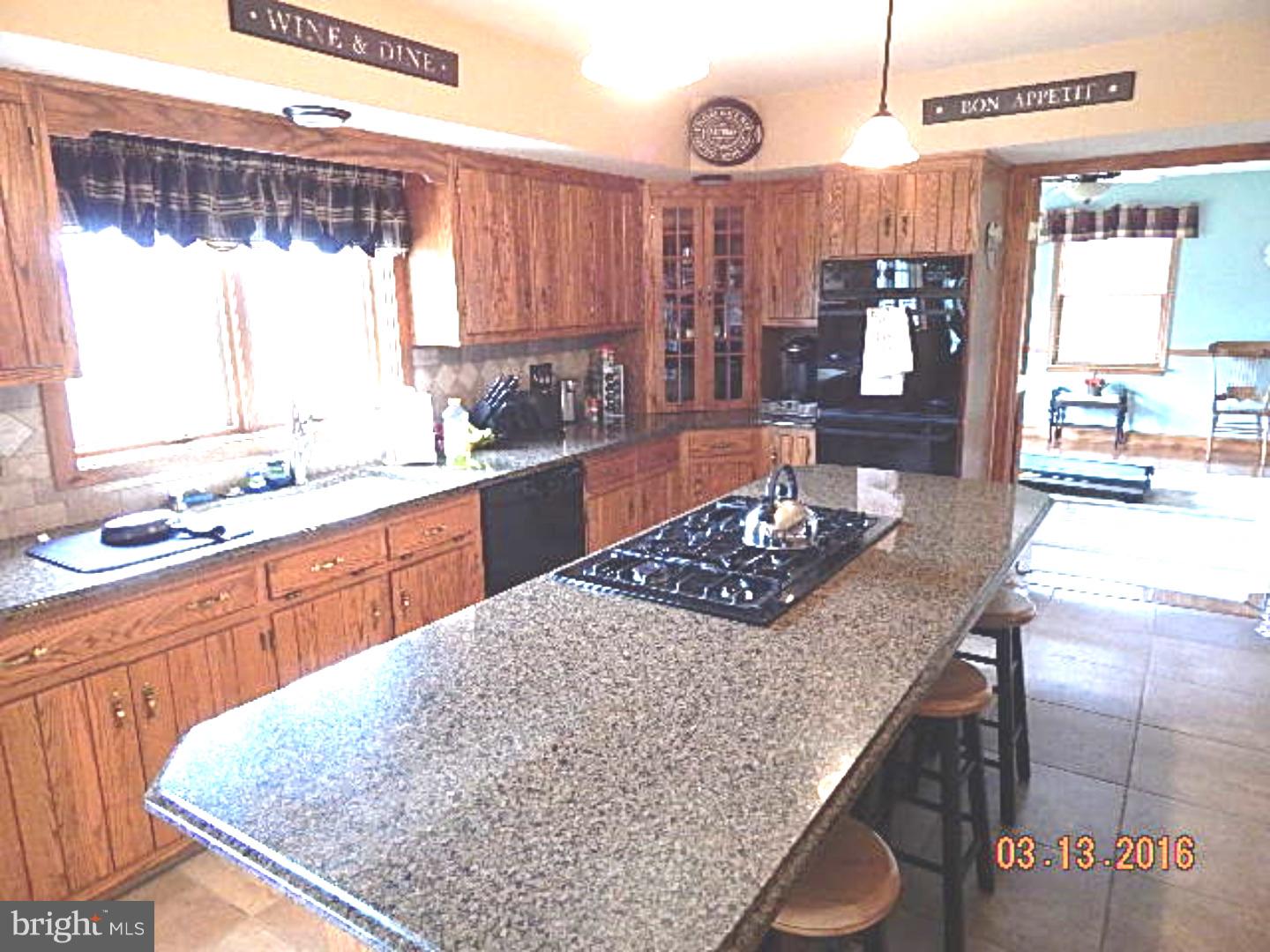 19 Quarry Road Perkasie, PA 18944 - Photo 10 of 22 Kitchen
