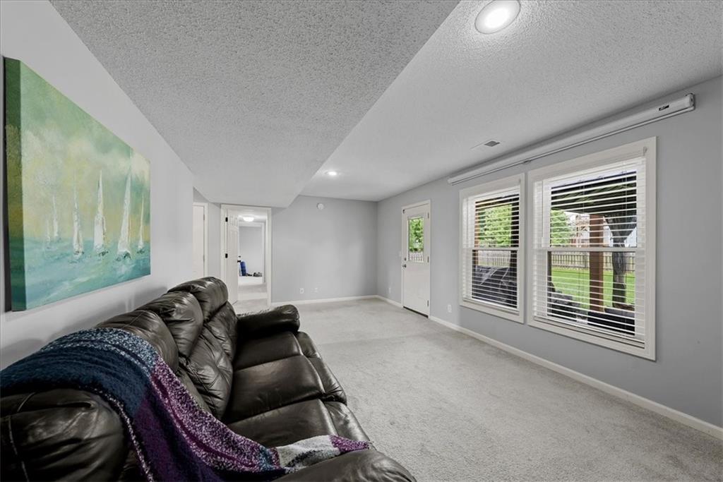 16414 West 158th Terrace Olathe, KS 66062 - Photo 29 of 45