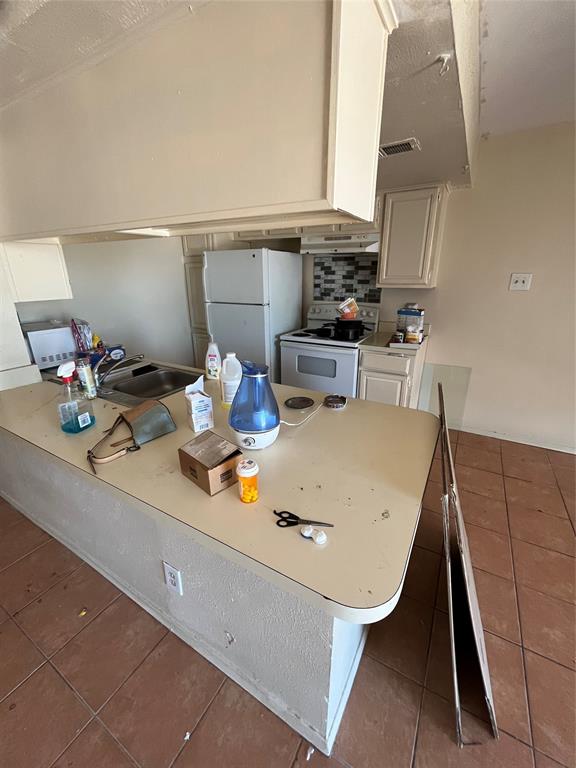 4460 Chaha Road, Unit 205 Garland, TX 75043 - Photo 11 of 30