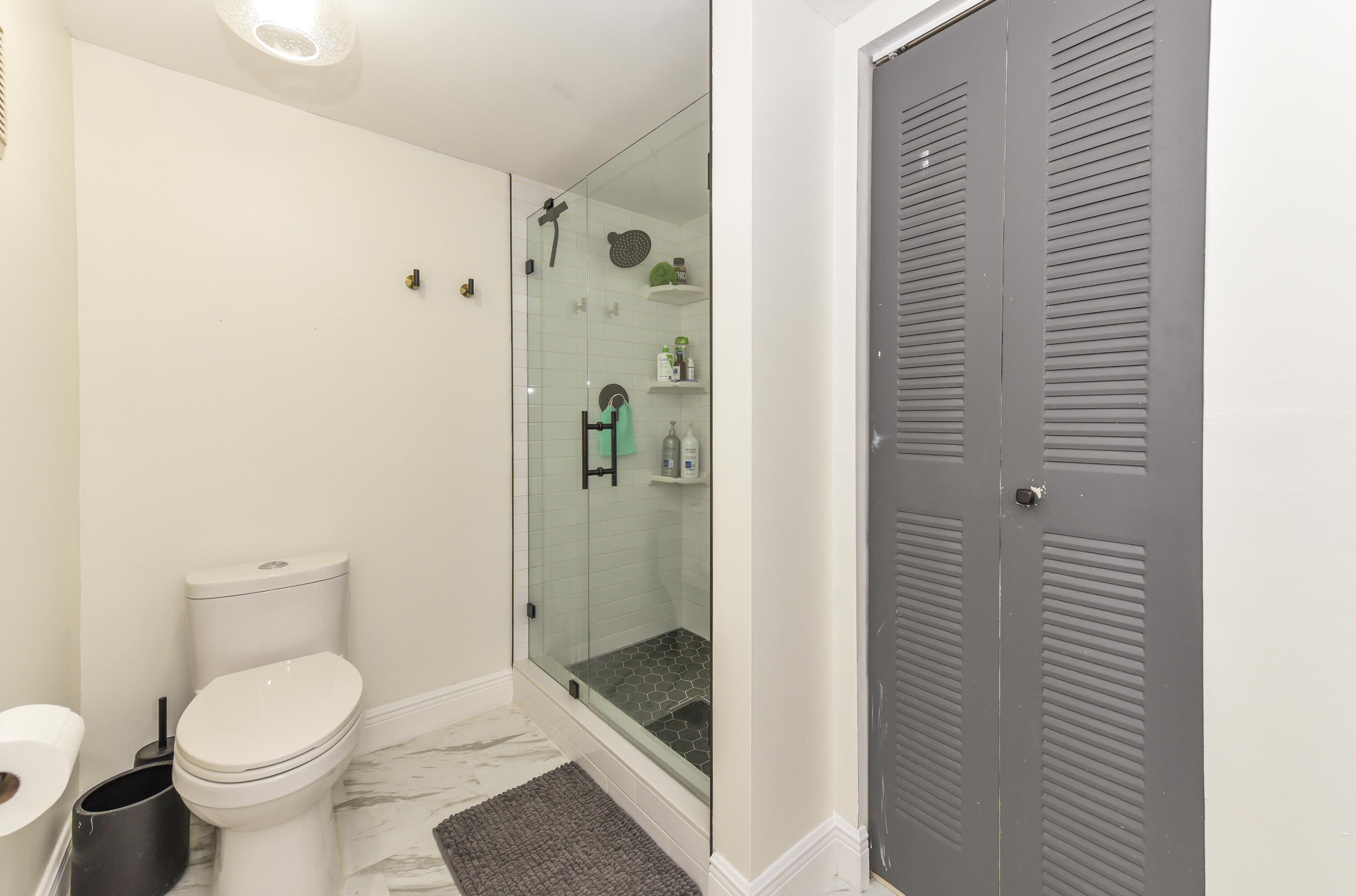 9850 West McNab Road, Unit 213 Tamarac, FL 33321 - Photo 20 of 34 9850 W McNab Rd_213_Denine McKerchie_22