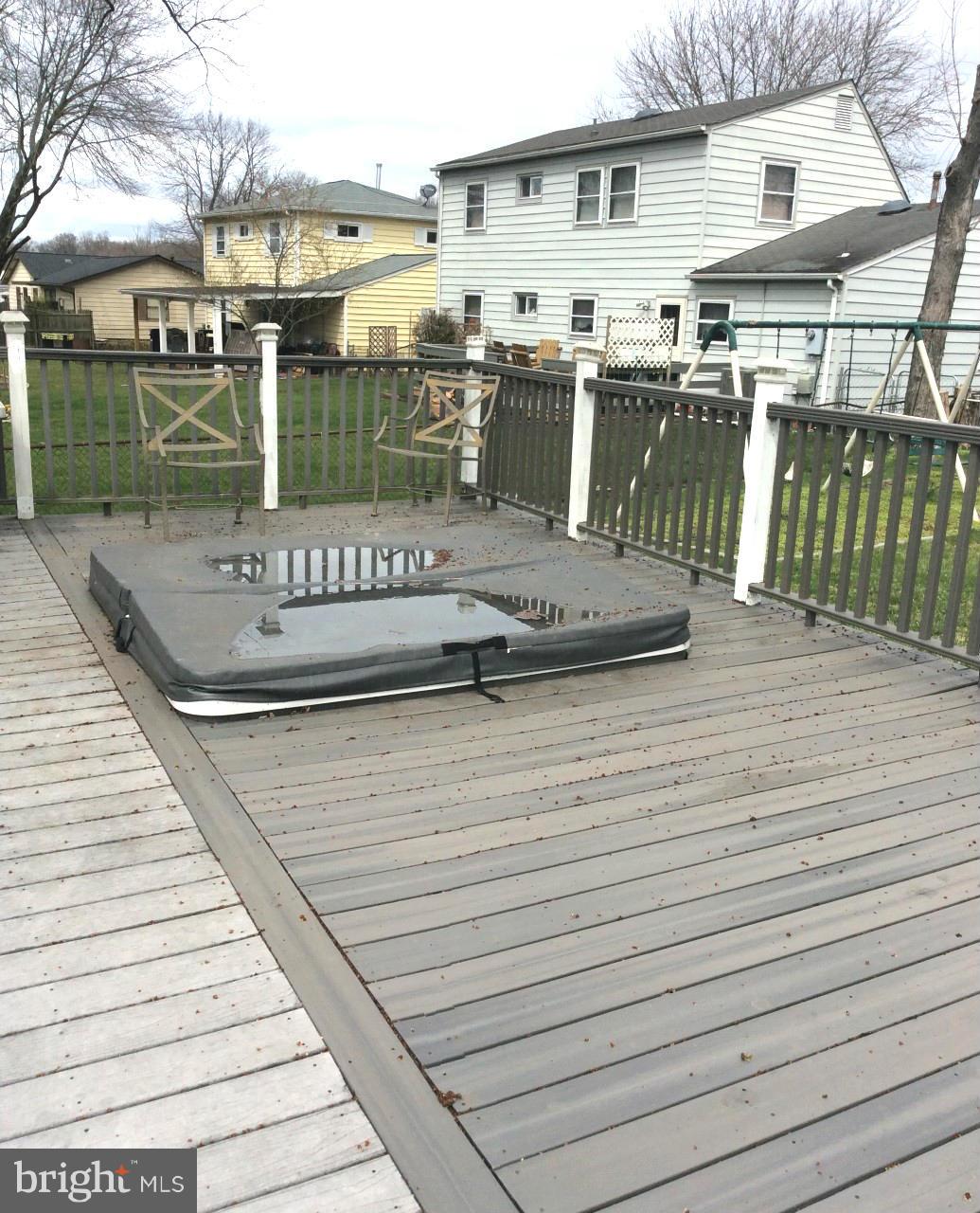 205 West Ash Road Sterling, VA 20164 - Photo 14 of 16 Exterior (Rear)