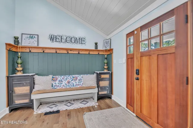 $999,950 | 328 Ridge Circle Road, Andersonville, TN 37705