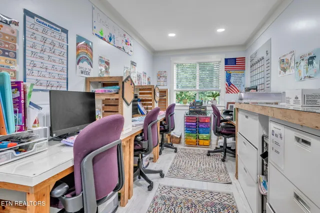 $999,950 | 328 Ridge Circle Road, Andersonville, TN 37705