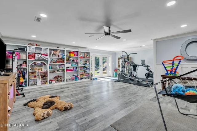 $999,950 | 328 Ridge Circle Road, Andersonville, TN 37705