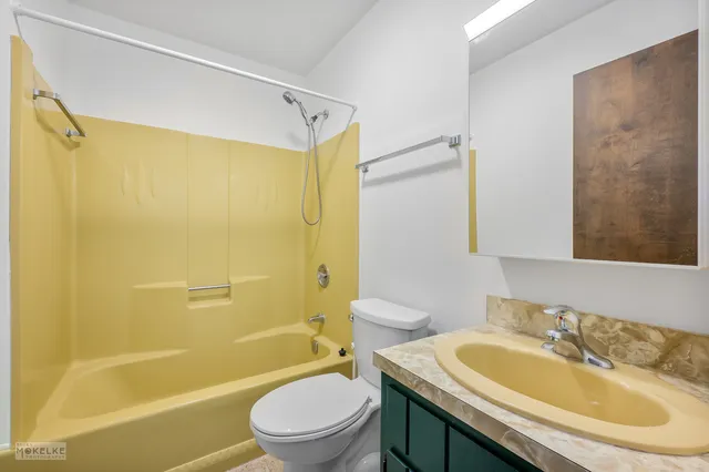 $299,900 | 510 West Dolph Street, Yorkville, IL 60560