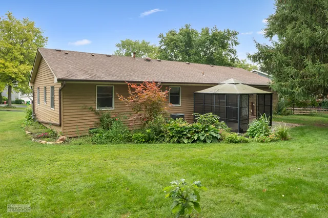 $299,900 | 510 West Dolph Street, Yorkville, IL 60560