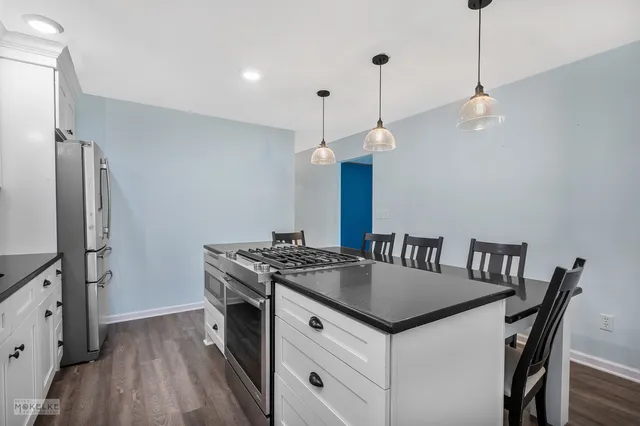 $299,900 | 510 West Dolph Street, Yorkville, IL 60560