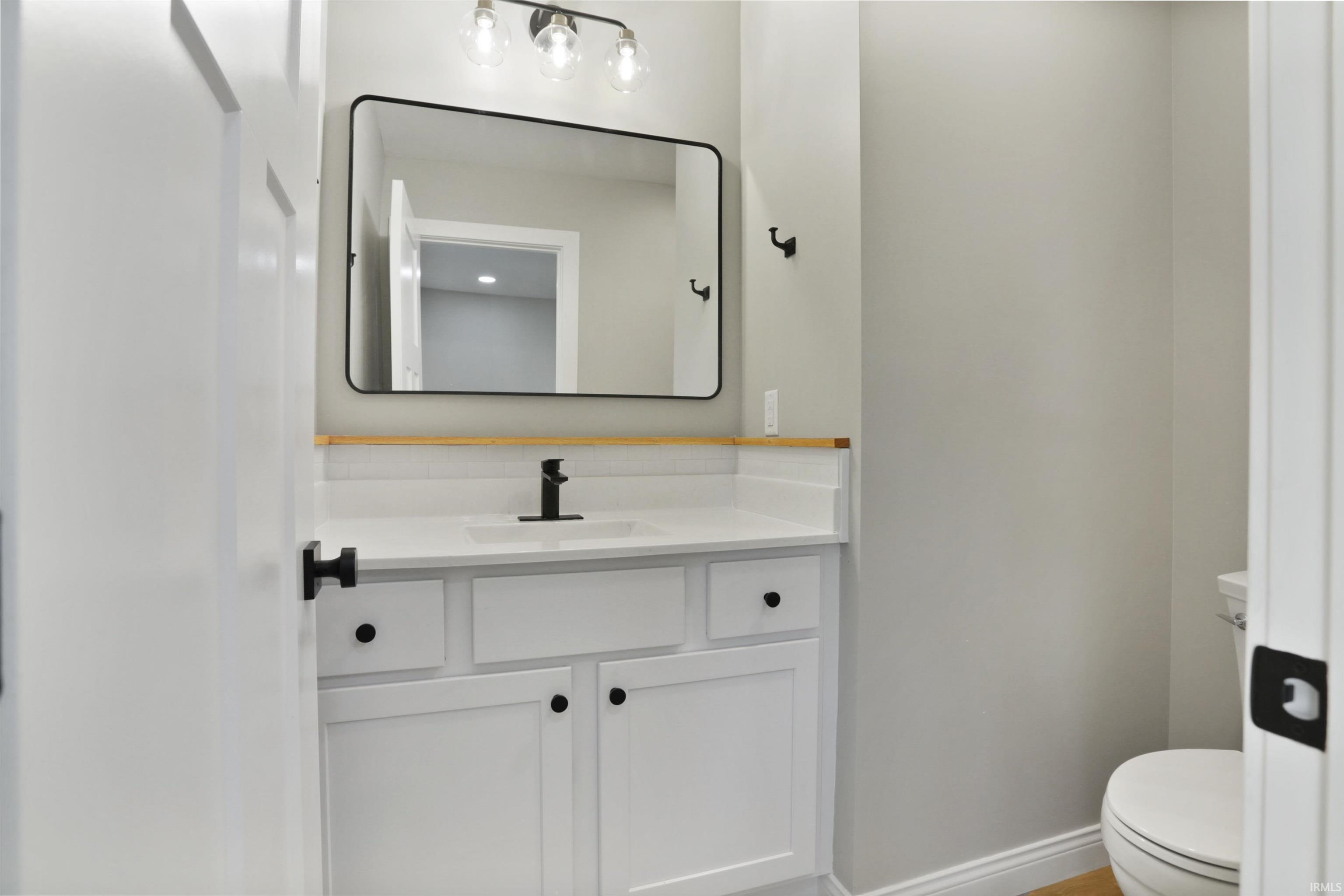 637 Jackson Avenue Evansville, IN 47713 - Photo 16 of 25