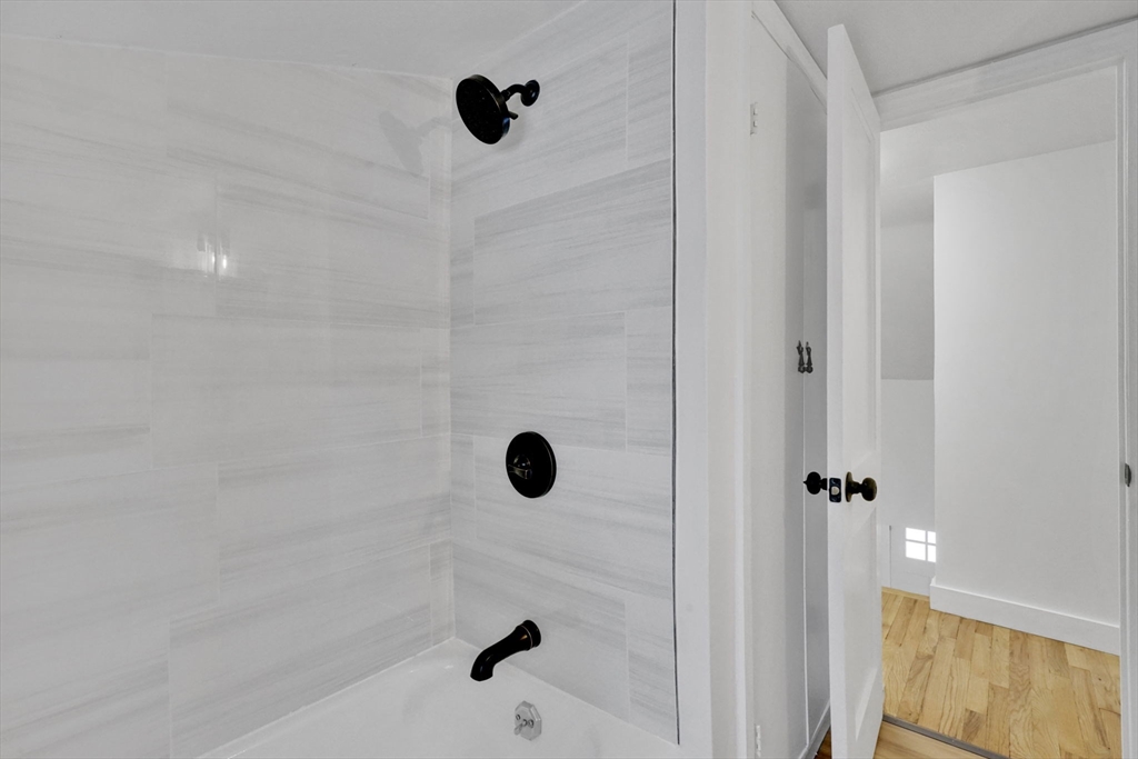 38 Tyrone Street Springfield, MA 01104 - Photo 23 of 31