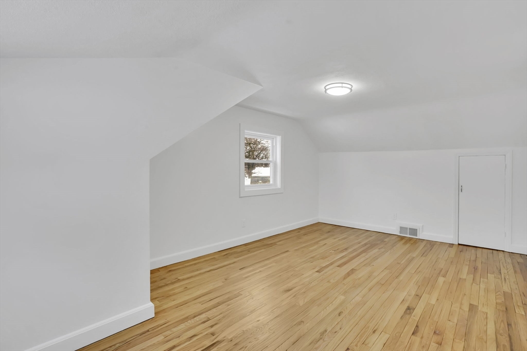 38 Tyrone Street Springfield, MA 01104 - Photo 26 of 31