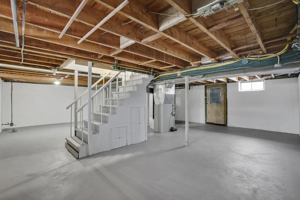 38 Tyrone Street Springfield, MA 01104 - Photo 31 of 31