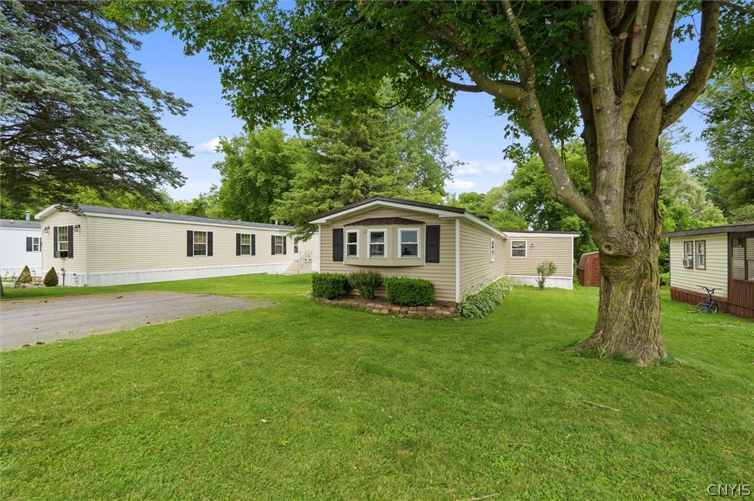 5969 Middle Road Stockbridge, NY 13409 - Photo 3 of 26 Front elevation