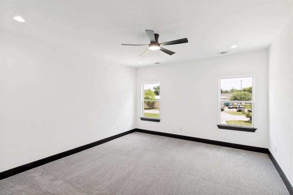2420 Starks Avenue Dallas, TX 75215 - Photo 16 of 25