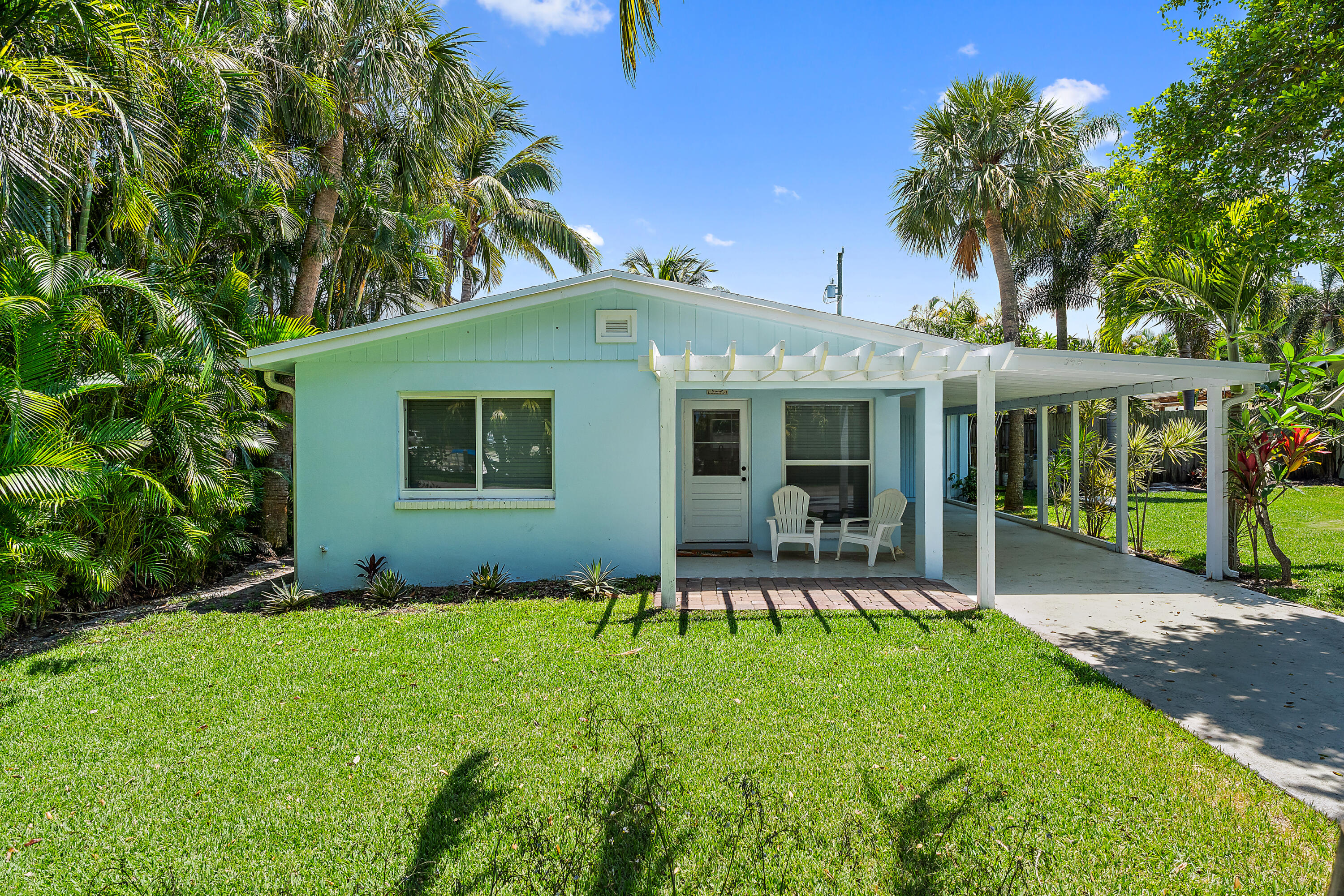 3414 Harbor Road South Jupiter, FL 33469 - Photo 4 of 38 Exterior