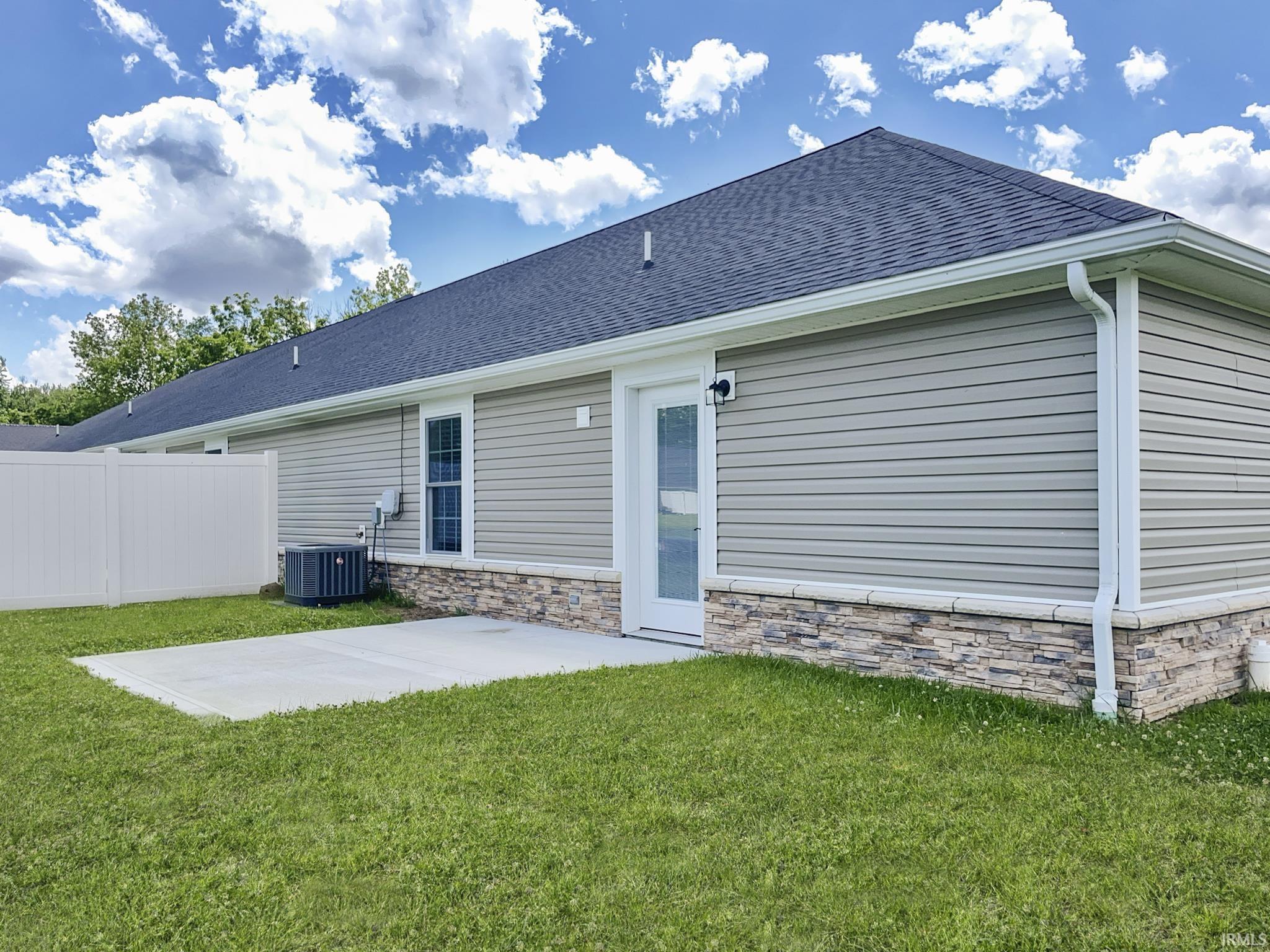 901 Reyling Drive, Unit 1 Jasper, IN 47546 - Photo 24 of 27 Gallery Image 24