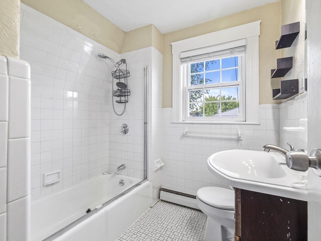 11 Townly Road Watertown, MA 02472 - Photo 18 of 35 Gallery Image 18