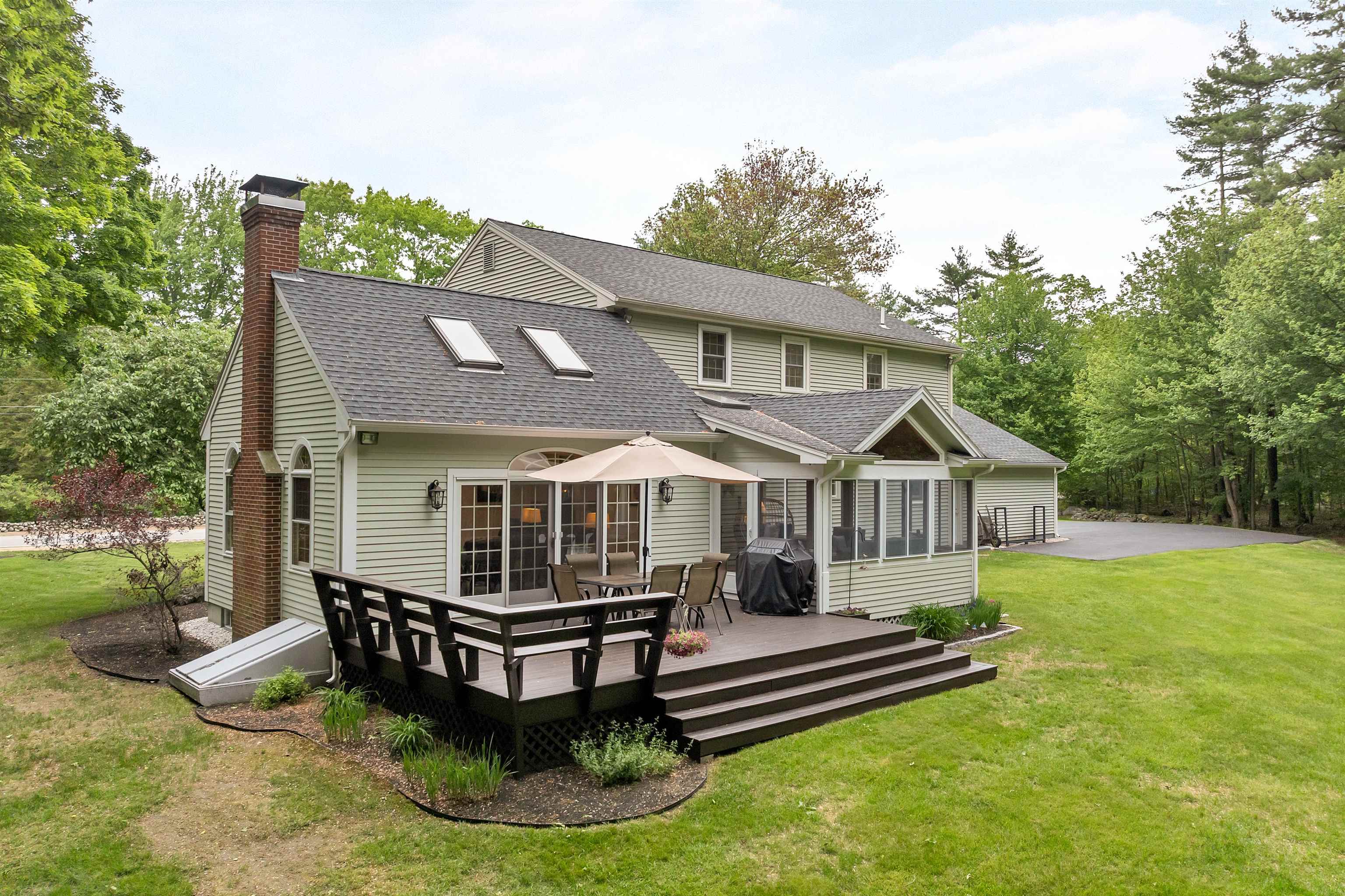 66 Knox Road Bow, NH 03304 - Photo 6 of 55