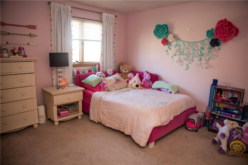 240 Meadowbrook Road Hermitage, PA 16148 - Photo 18 of 25 Gallery Image 18