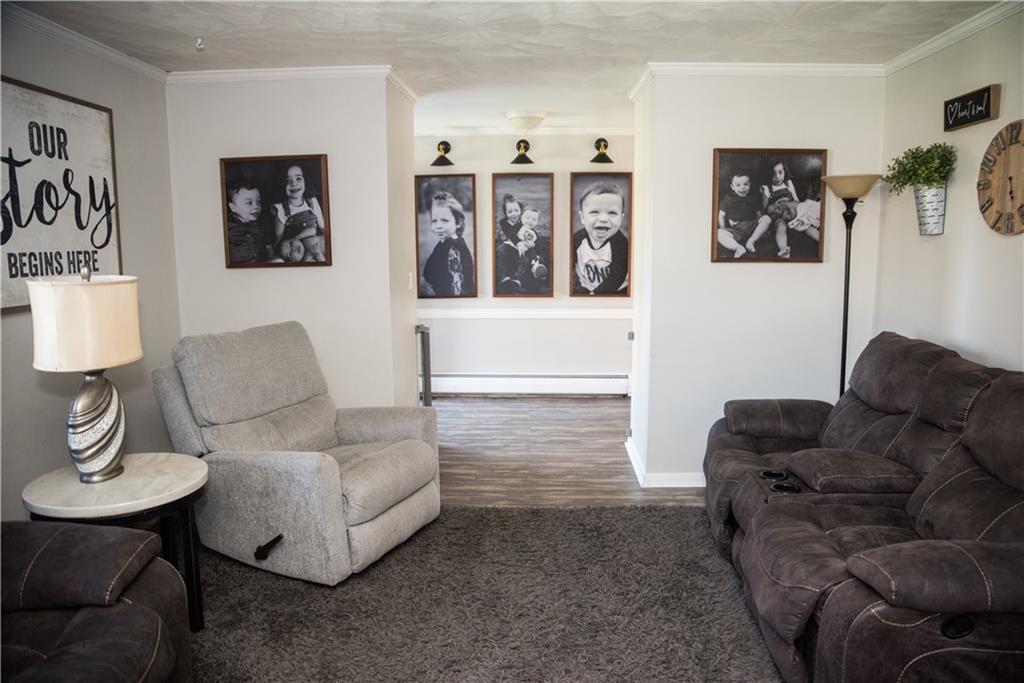 240 Meadowbrook Road Hermitage, PA 16148 - Photo 5 of 25 Gallery Image 5
