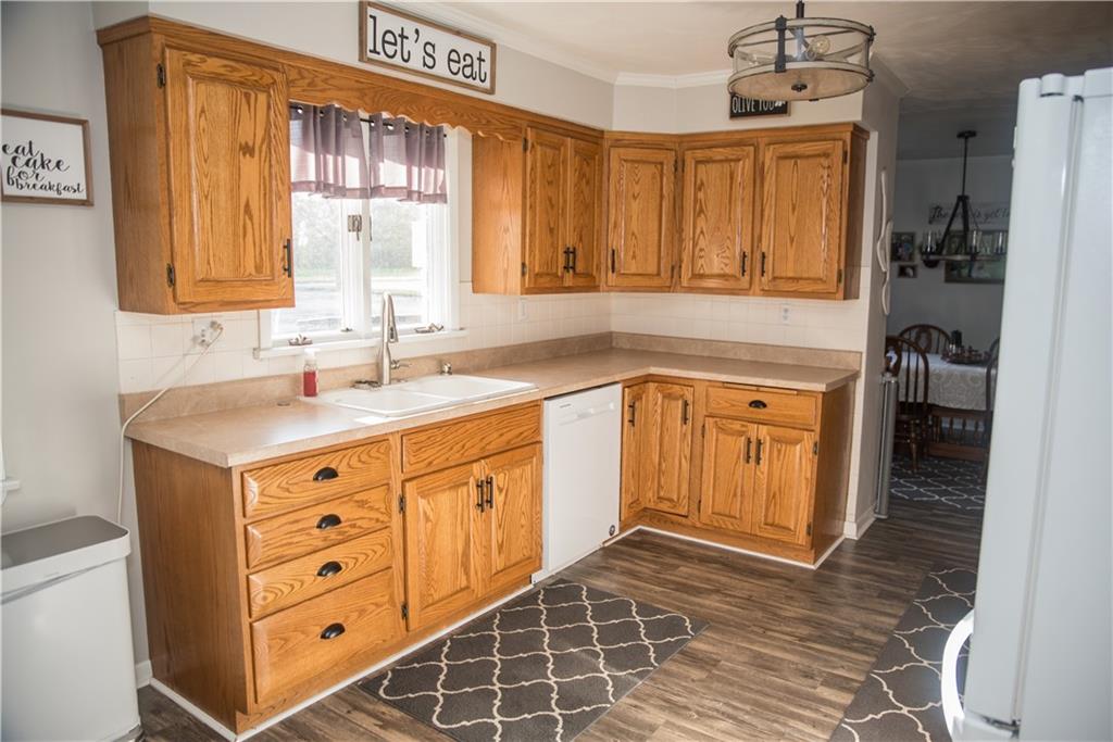 240 Meadowbrook Road Hermitage, PA 16148 - Photo 7 of 25 Gallery Image 7