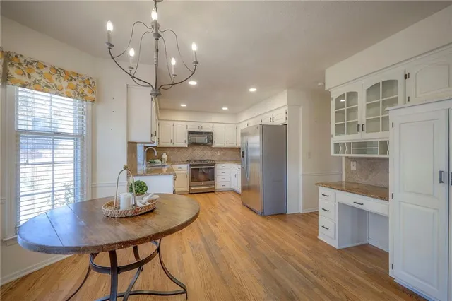 $525,000 | 12506 Knox Street, Overland Park, KS 66213