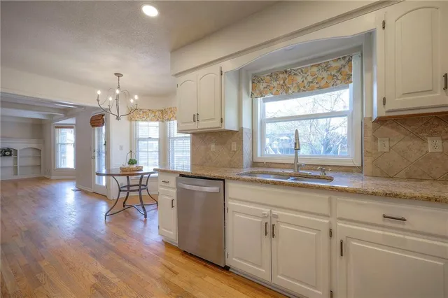 $525,000 | 12506 Knox Street, Overland Park, KS 66213